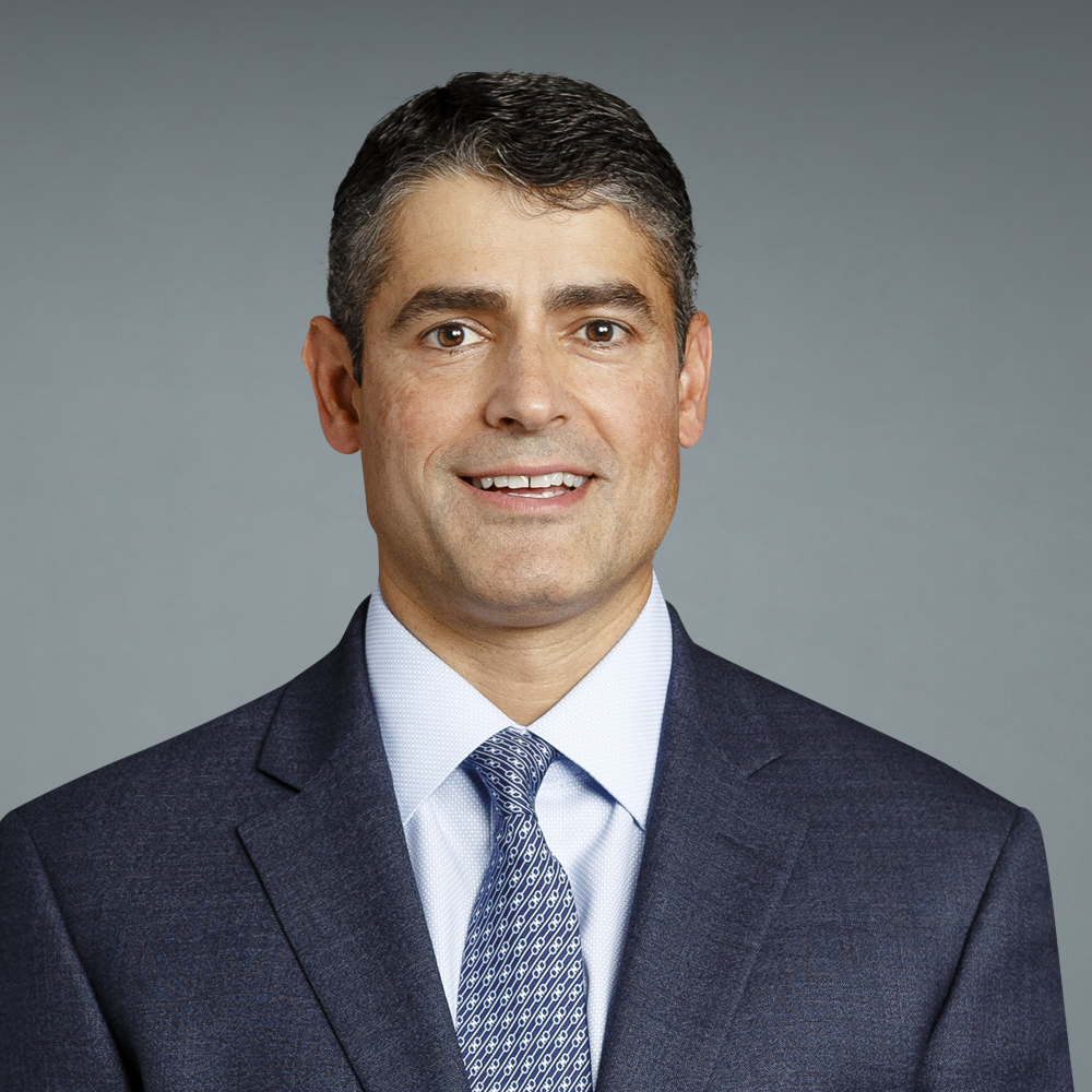 David S. Pereira,MD. Sports Orthopedic Surgery